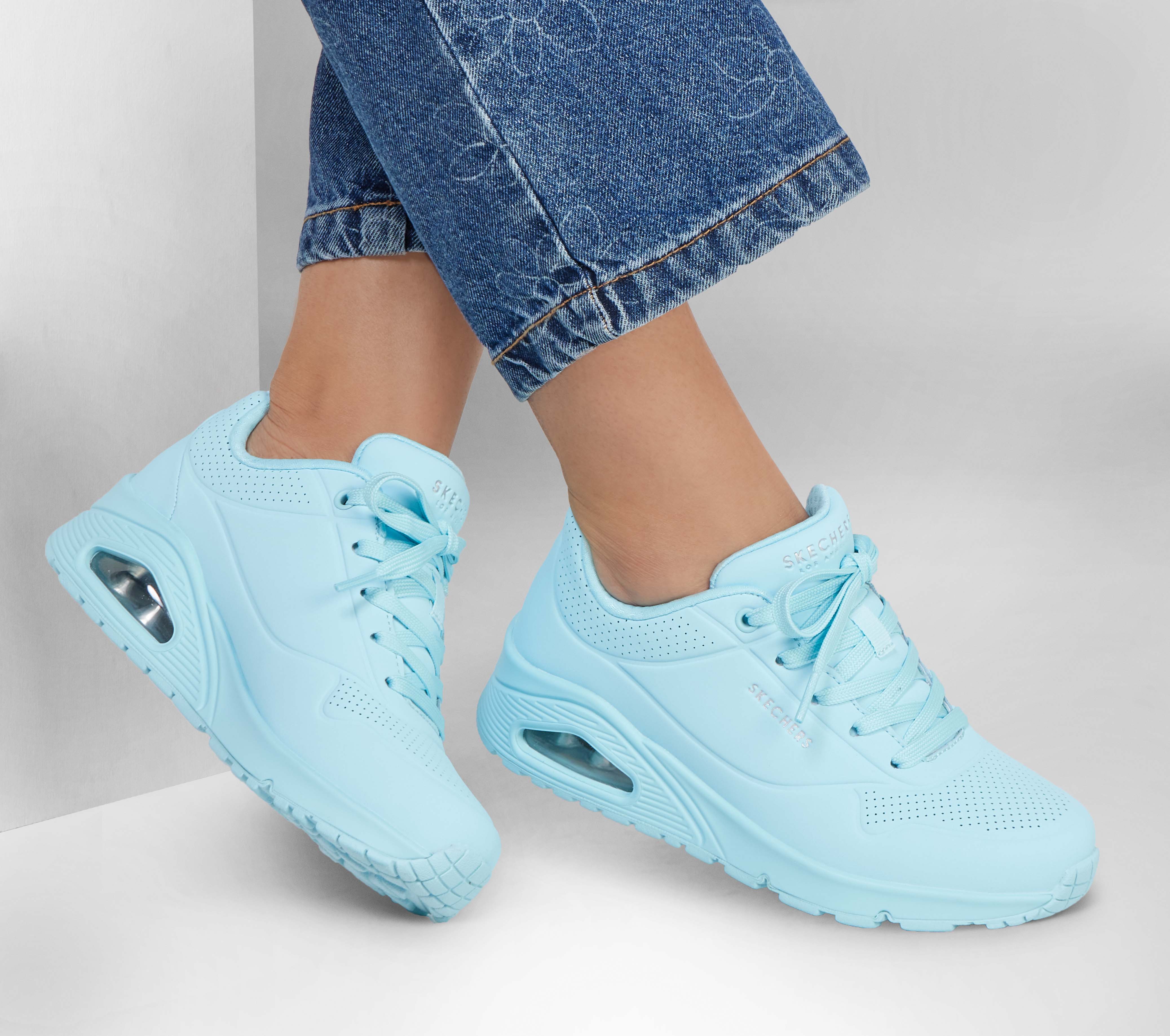 Skechers Ireland on X: Classic air cushioned style meets updated comfort  in the #SKECHERS Street Uno - Stand on Air shoe 🌻 @palomafiuzaoficial    / X